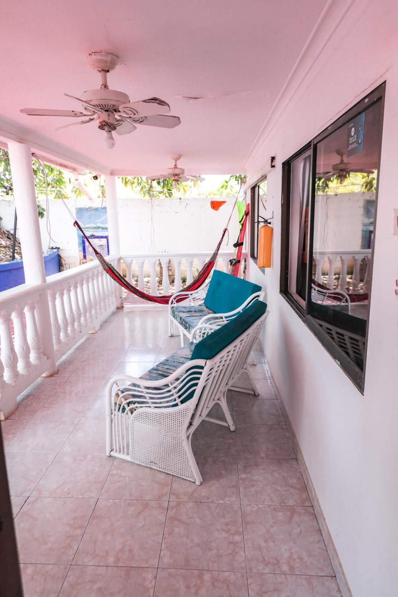 Hostal Palo Alto San Andrés エクステリア 写真